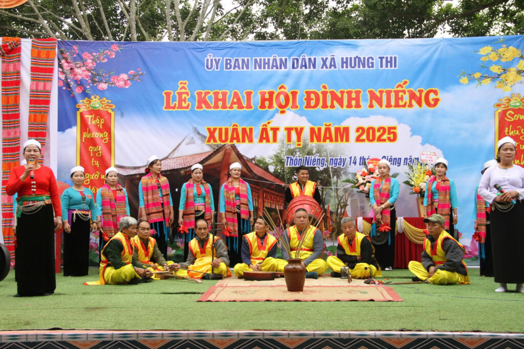 Lễ khai hội Đình Niếng năm 2025 vào ngày 14 tháng Giêng. Ảnh: Thanh Chung