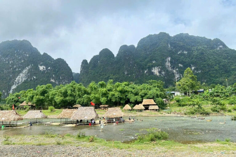 Điểm đến du lịch sinh thái nằm tại xã Đồng Chờ, huyện Kim Bôi, tỉnh Hòa Bình. Ảnh: Internet