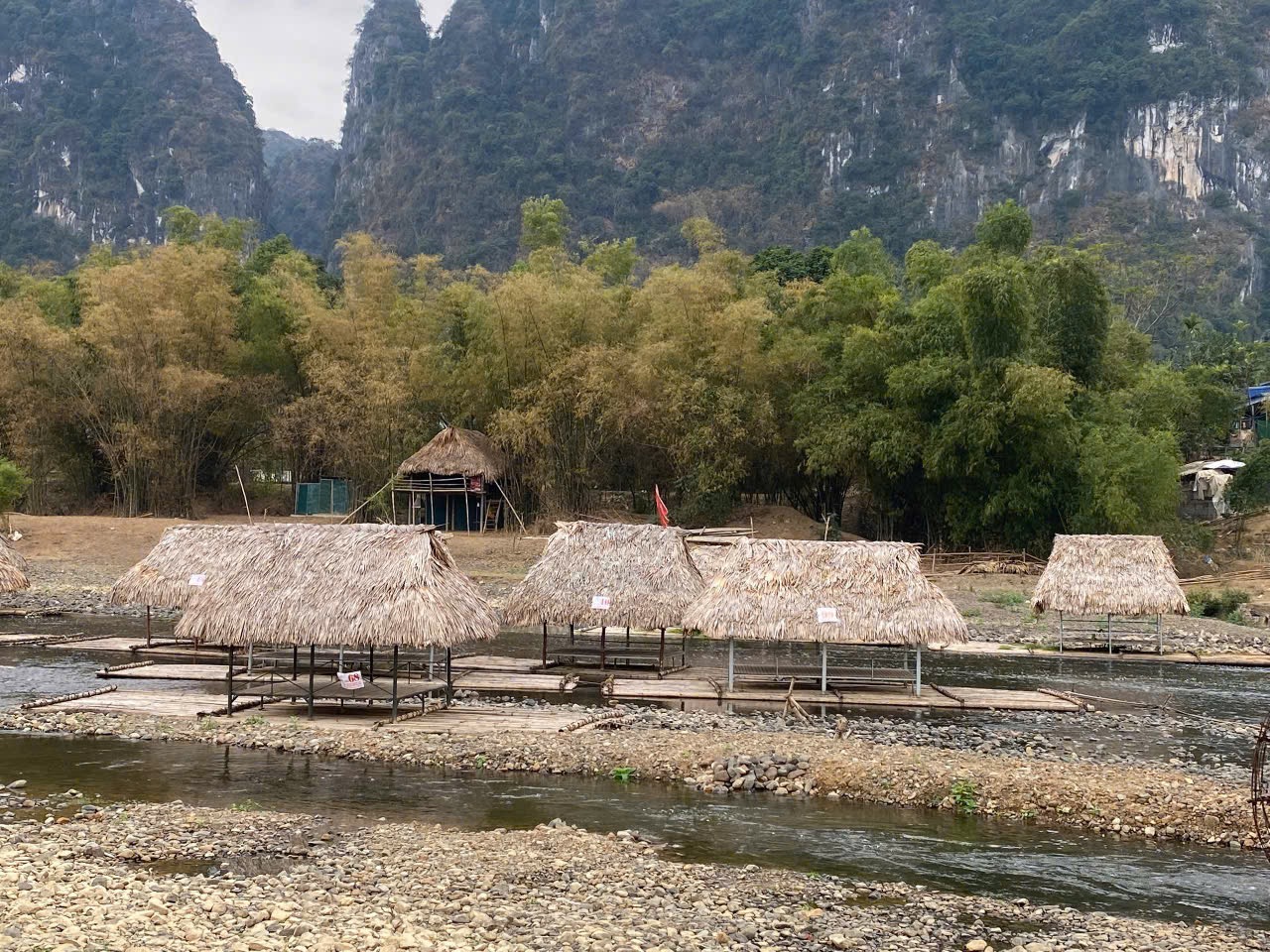 Đồng Chờ hứa hẹn trở thành điểm đến cắm trại đầy tiềm năng của Hòa Bình. Ảnh: Internet