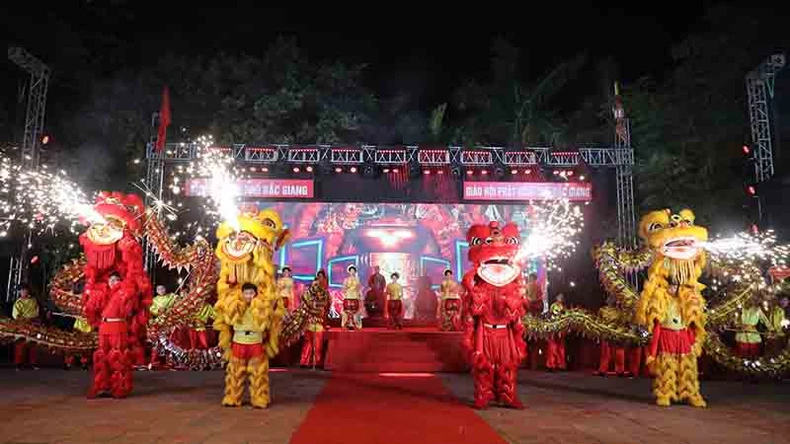 Lễ khai hội chùa Vĩnh Nghiêm 2025. Ảnh: NDO