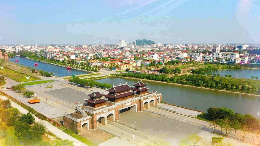 Thành phố Hoa Lư là đô thị di sản thiên niên kỷ, nằm trọn trong không gian Kinh thành Hoa Lư xưa, nơi hội tụ khí thiêng trời đất. Ảnh: Báo PLVN
