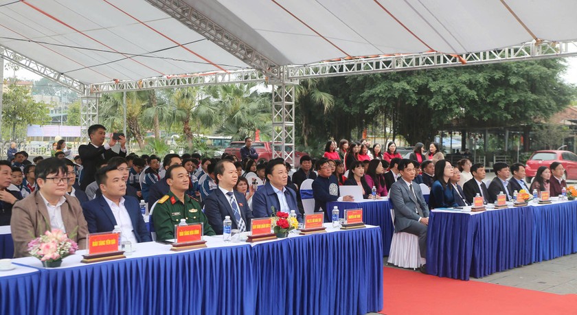 Các đại biểu tham dự chương trình. Ảnh: Báo PLVN