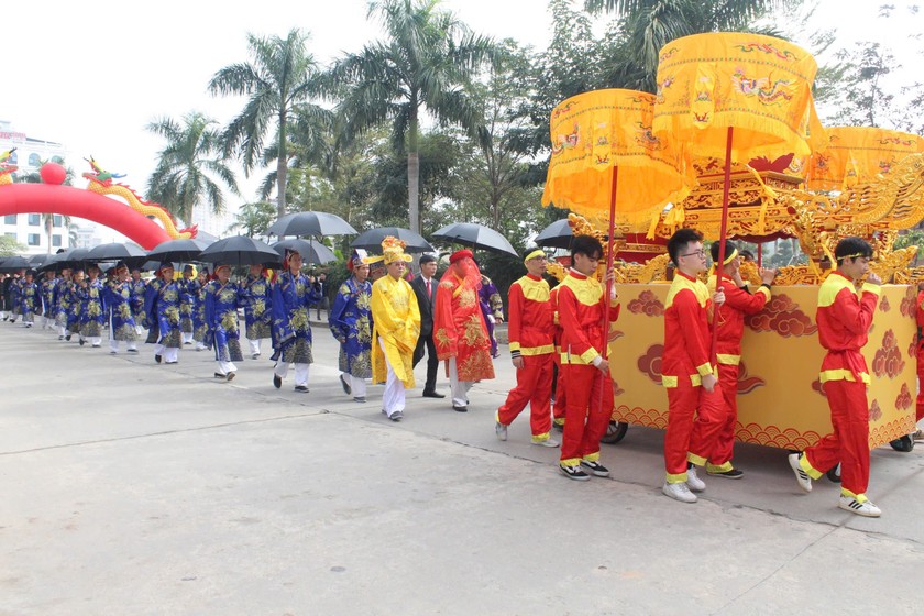Lễ Nghênh thần (rước Thần du xuân). Ảnh: Báo PLVN