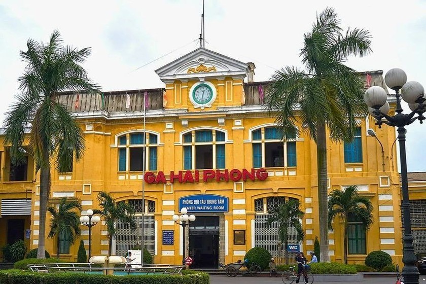 Ga Hải Phòng có địa chỉ tại số 75 Lương Khánh Thiện, phường Cầu Đất, quận Ngô Quyền, thành phố Hải Phòng do Tổng Công ty Đường sắt Việt Nam quản lý. Ảnh: Báo PLVN