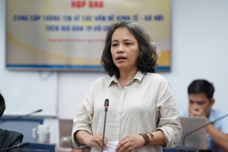 Bà Nguyễn Thị Thanh Thảo, Trưởng phòng Quy hoạch phát triển Tài nguyên Du lịch TP HCM thông tin tại họp báo. Ảnh: Báo PLVN